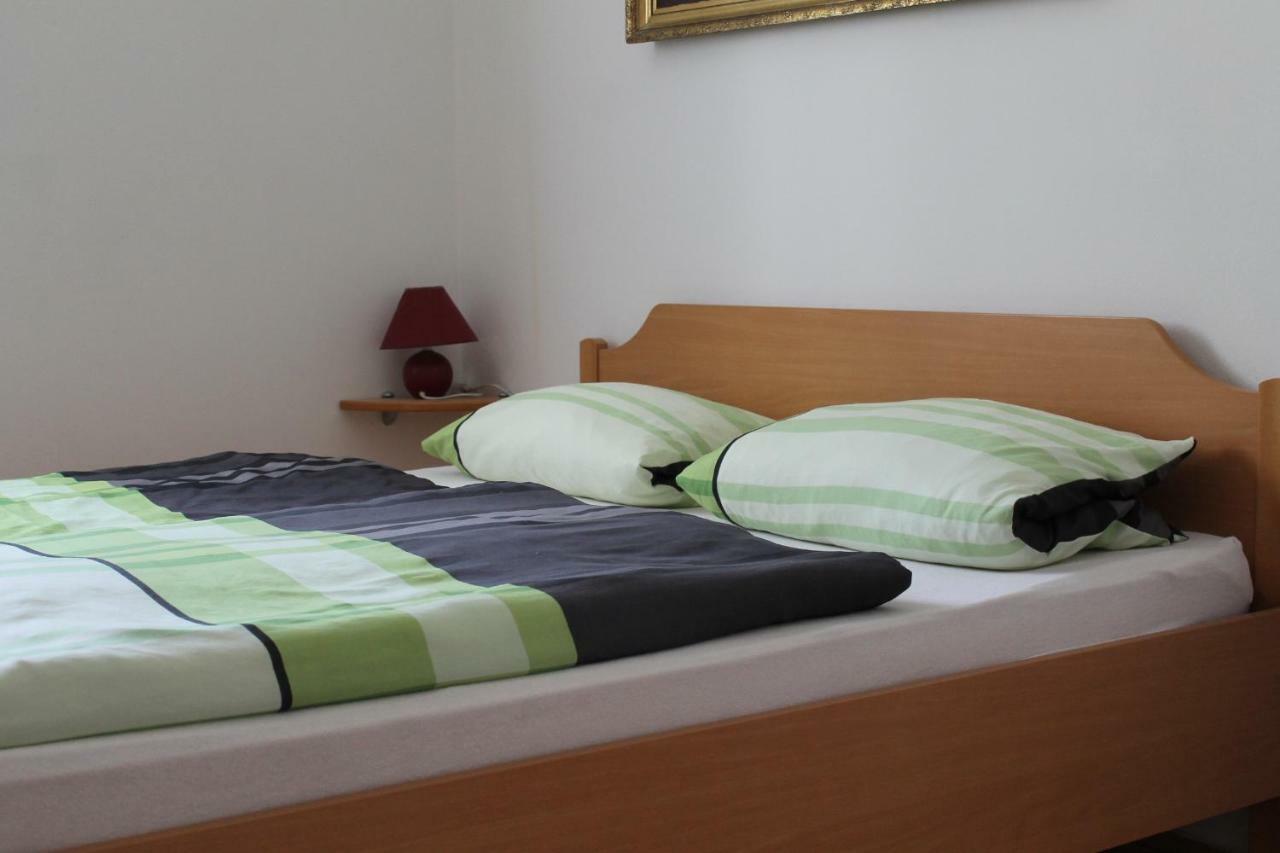 Apartmenthaus Fa Rovinj Extérieur photo