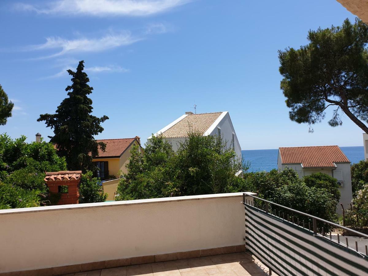 Apartmenthaus Fa Rovinj Extérieur photo