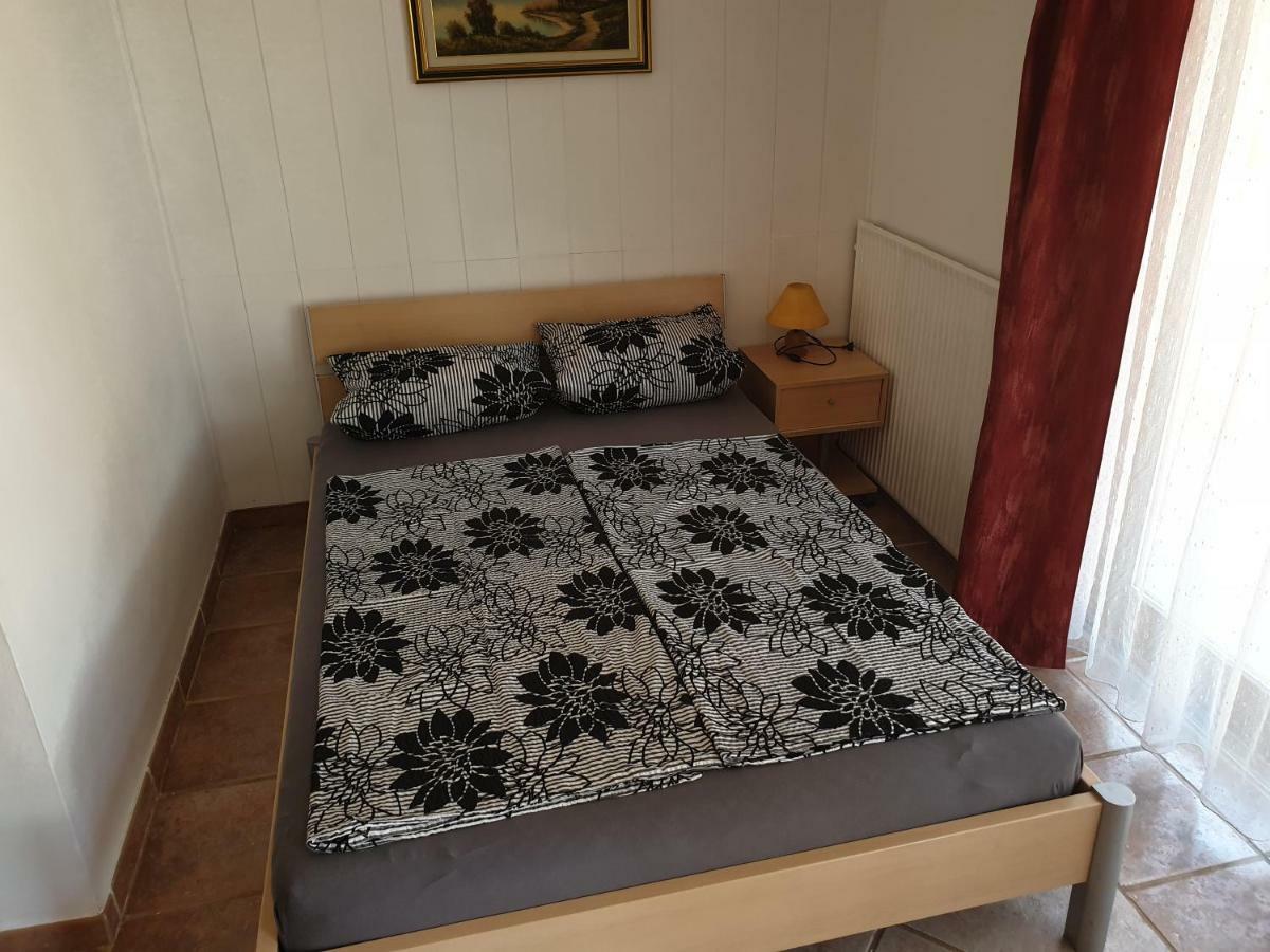 Apartmenthaus Fa Rovinj Extérieur photo