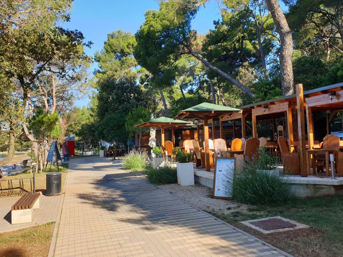 Apartmenthaus Fa Rovinj Extérieur photo